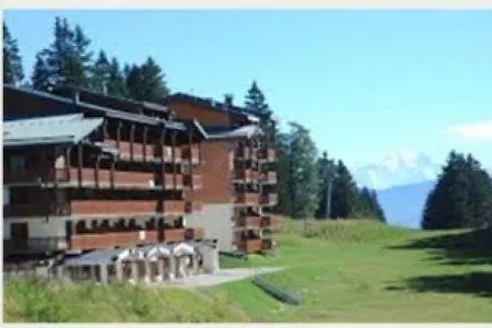 Apartment 5 Personnes En Station Savoie Grand Revard Au Pied Des Pistes